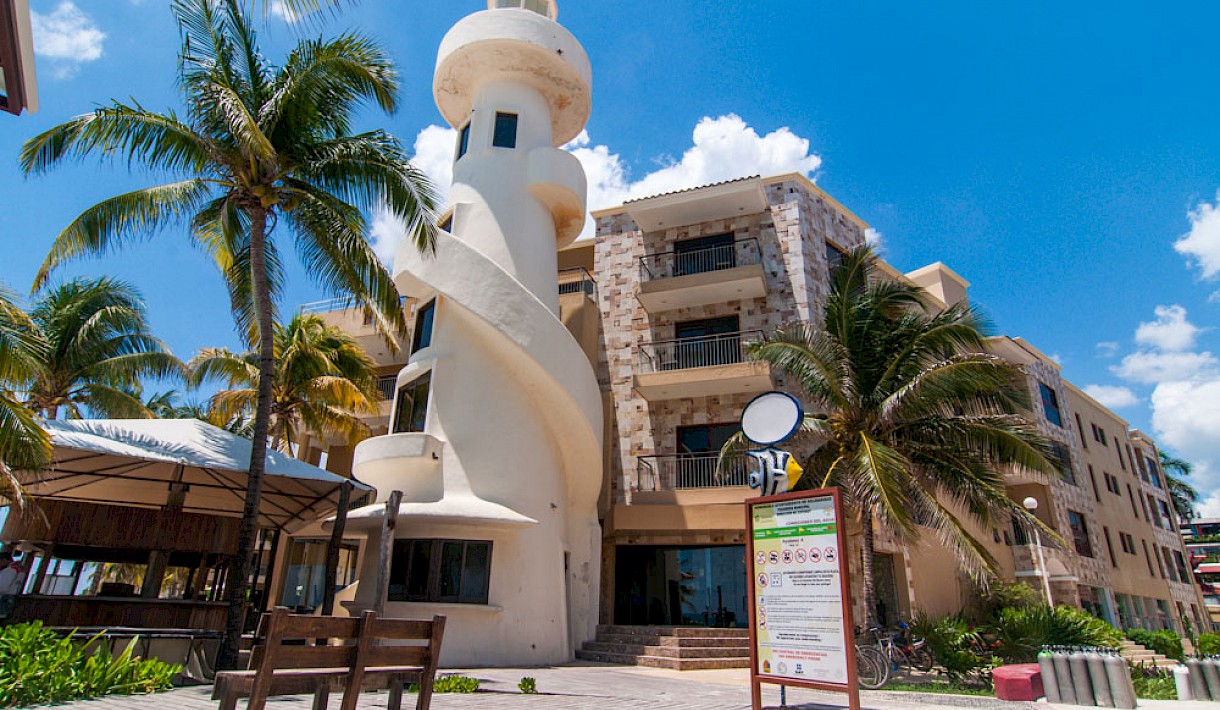 Playa Del Carmen Real Estate Listing | El Faro Coral