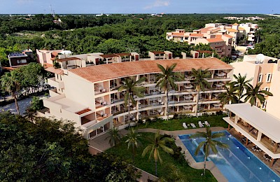 Puerto Aventuras Real Estate Listing | Club Aqua 1 Bedroom PH