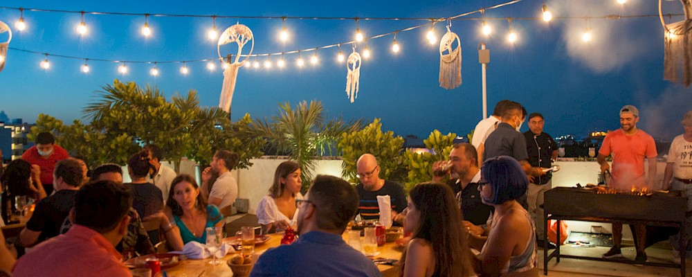 La Corteria & The Roof 28: Serving Up Bbq and Ocean Views
