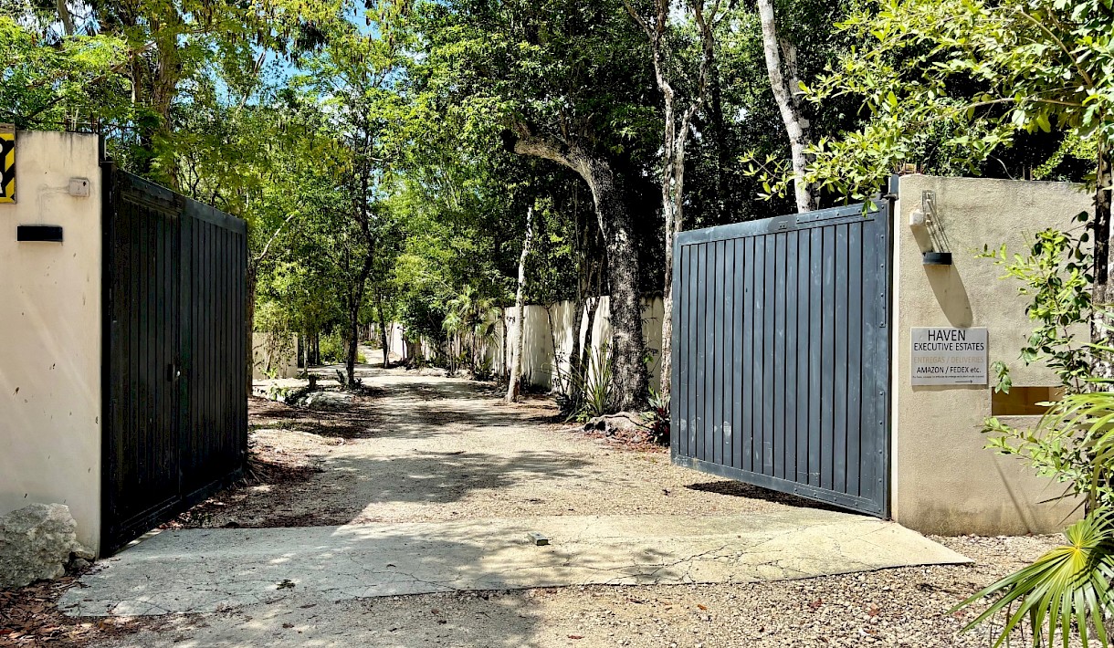 Chemuyil Real Estate Listing | Haven Executive Estates Lot 2