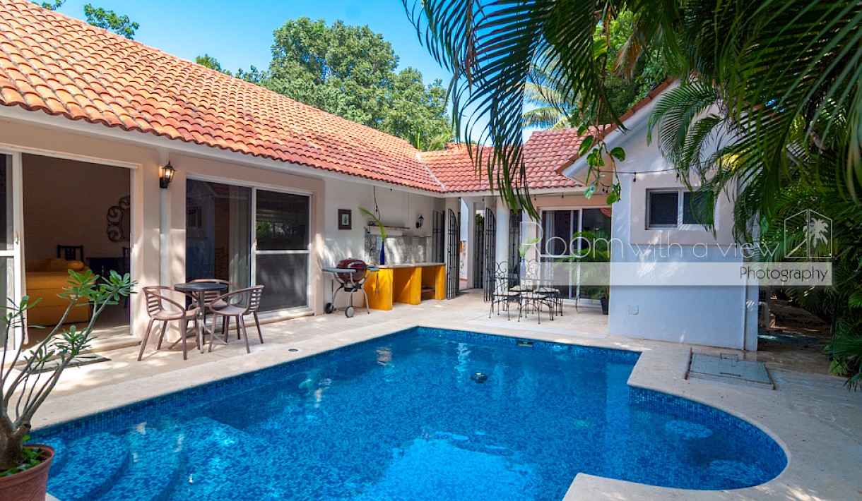 Playa Del Carmen Real Estate Listing | Villa Perla