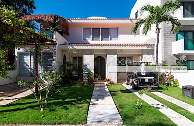 Puerto Aventuras Real Estate Listing | Casa Oliva