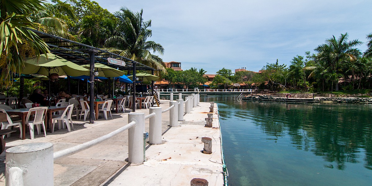 Top 10 Reasons We Want to Live in Puerto Aventuras