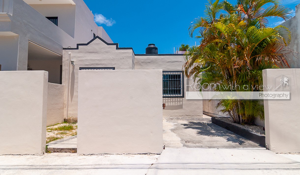 Chemuyil Real Estate Listing | Calle Cuba Casa