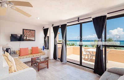 Akumal Real Estate Listing | La Bahia 1 bed Beachfront Penthouse