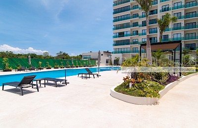 Playa Del Carmen Real Estate Listing | Valle Aurora 3 Bedrooms PH with private pool