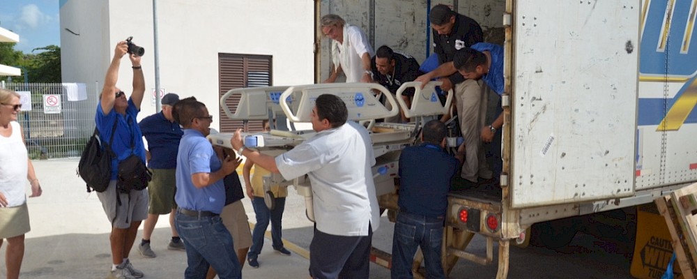 Rotary Club Supports Cancun General Hospital with $500,000 USD of Medical Equipment