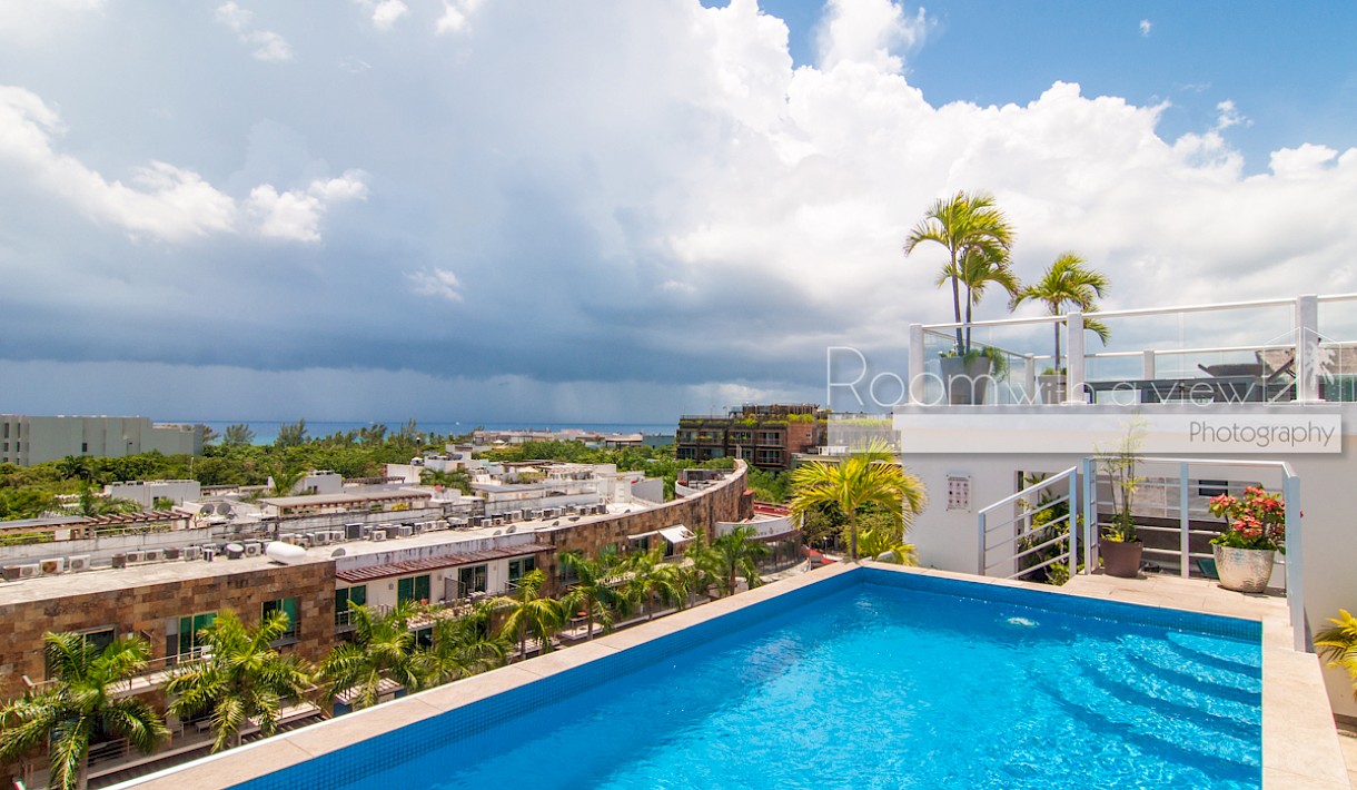 Playa Del Carmen Real Estate Listing | Quinta Coral Suites Seascape