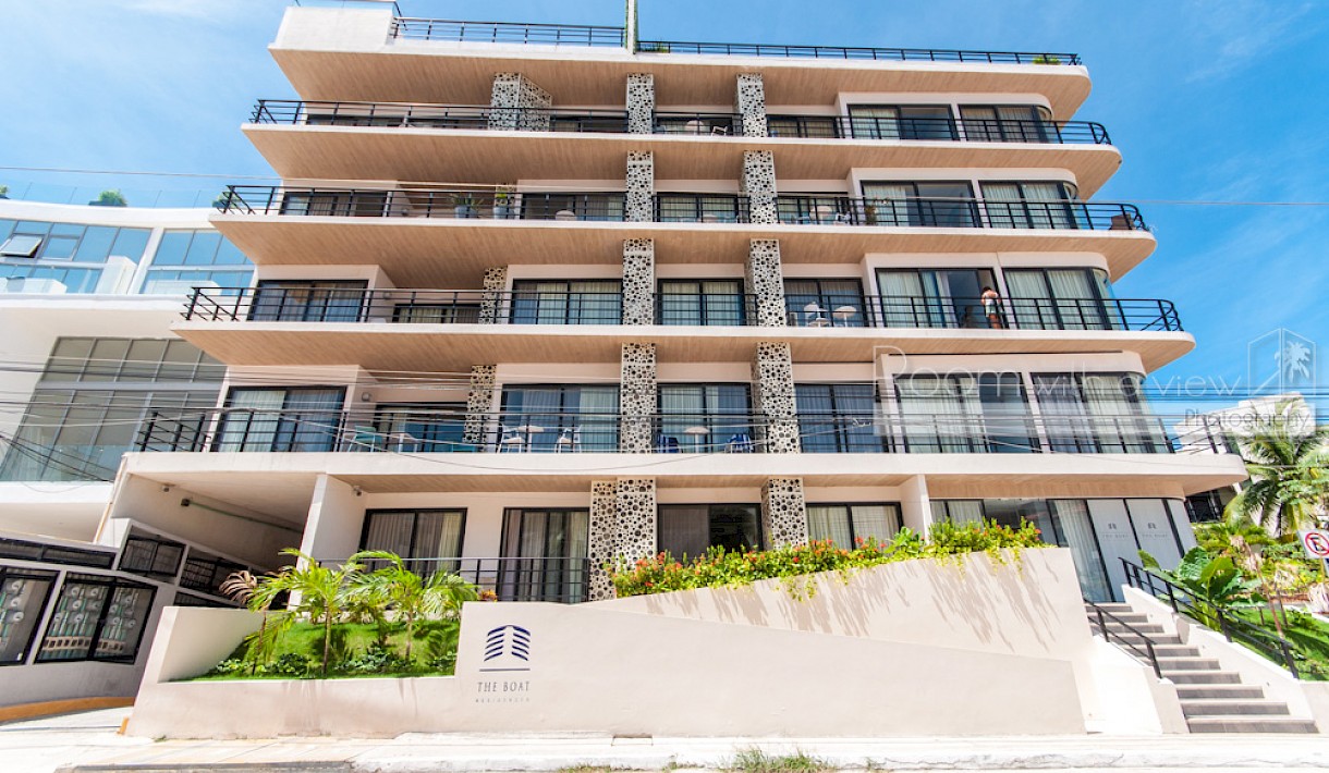 Playa Del Carmen Real Estate Listing | The Boat 2 bed